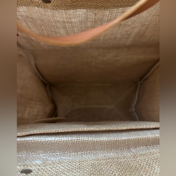 Bulkhead Betties “Weekend Vibes” Burlap Bag with Leather Handles and Bag Charm - Picture 5 of 8